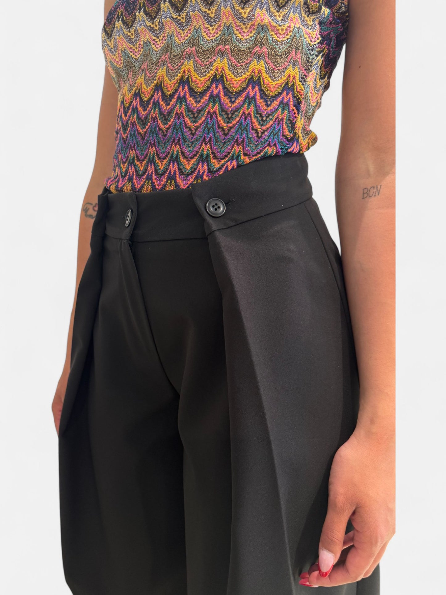 HU701C-NERO - BERMUDA - KONTATTO