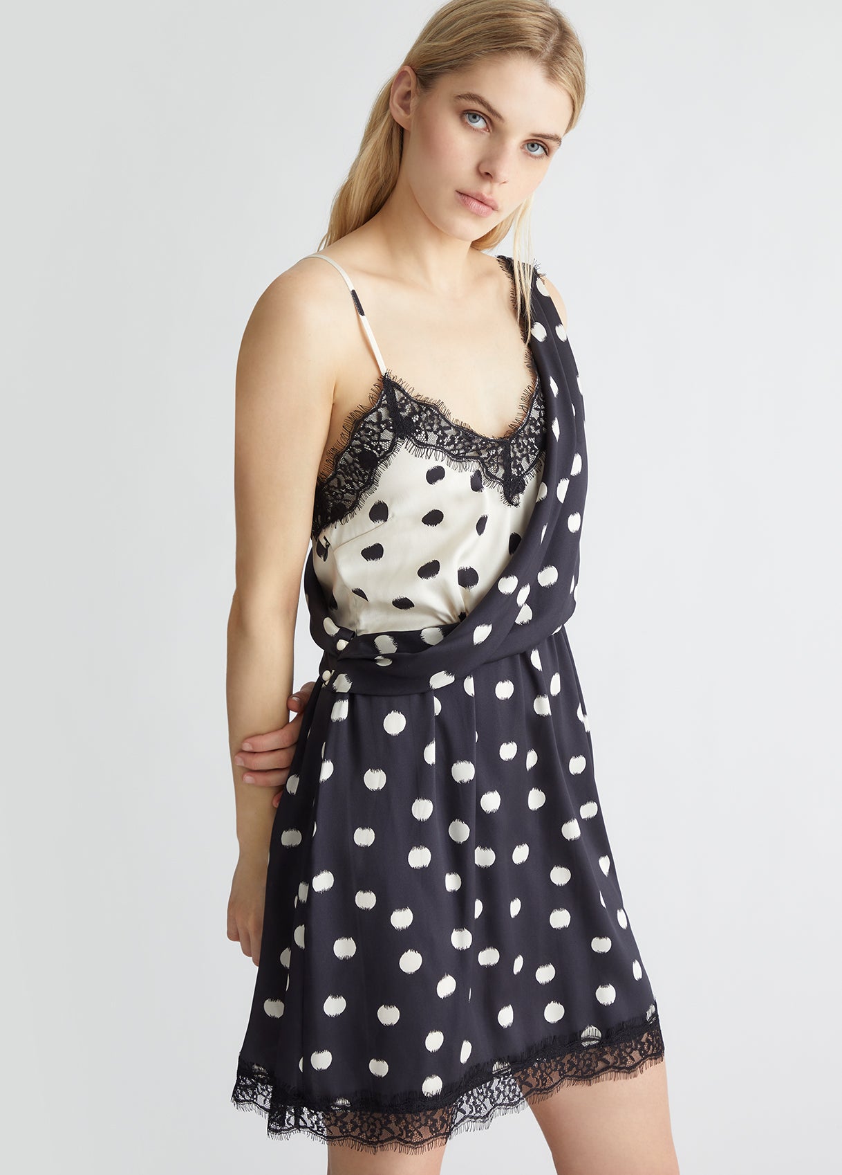 CA4206-BLACK/WHITEPOIS - ABITO - LIU JO