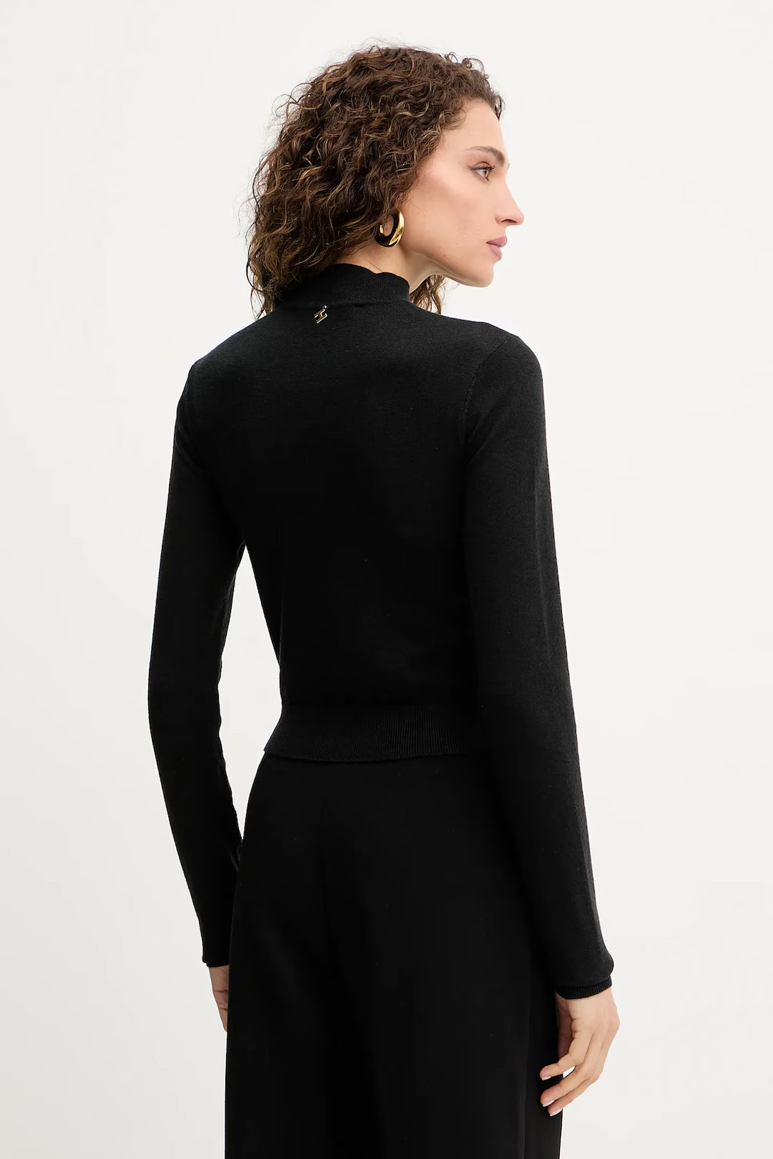 GPA25554LU-BLACK - MAGLIA - SILVIAN HEACH
