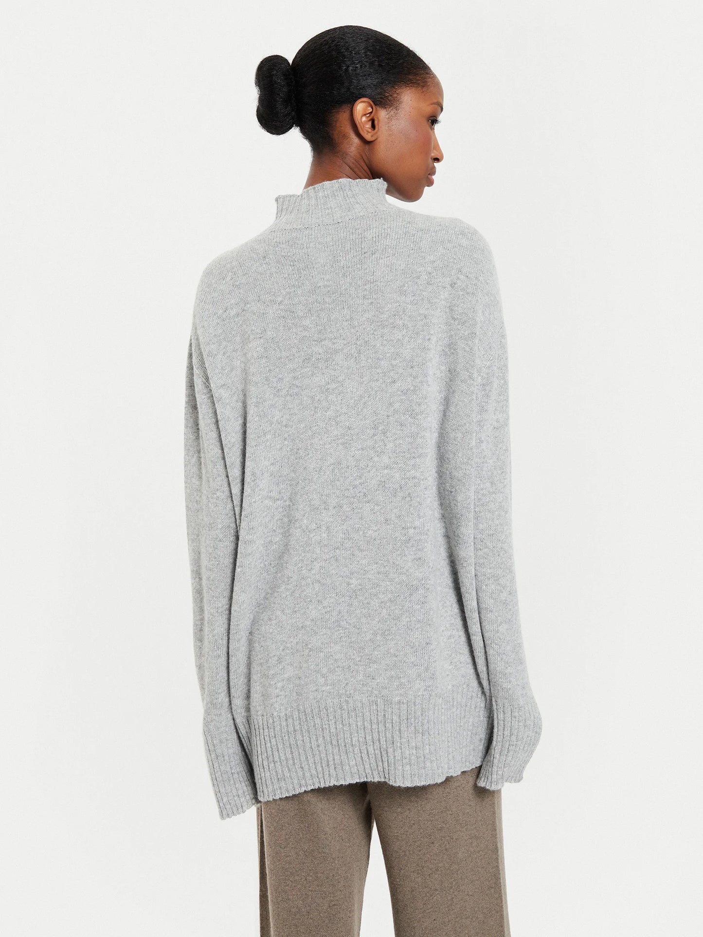 3M0241-GRIGIO - MAGLIA - KONTATTO