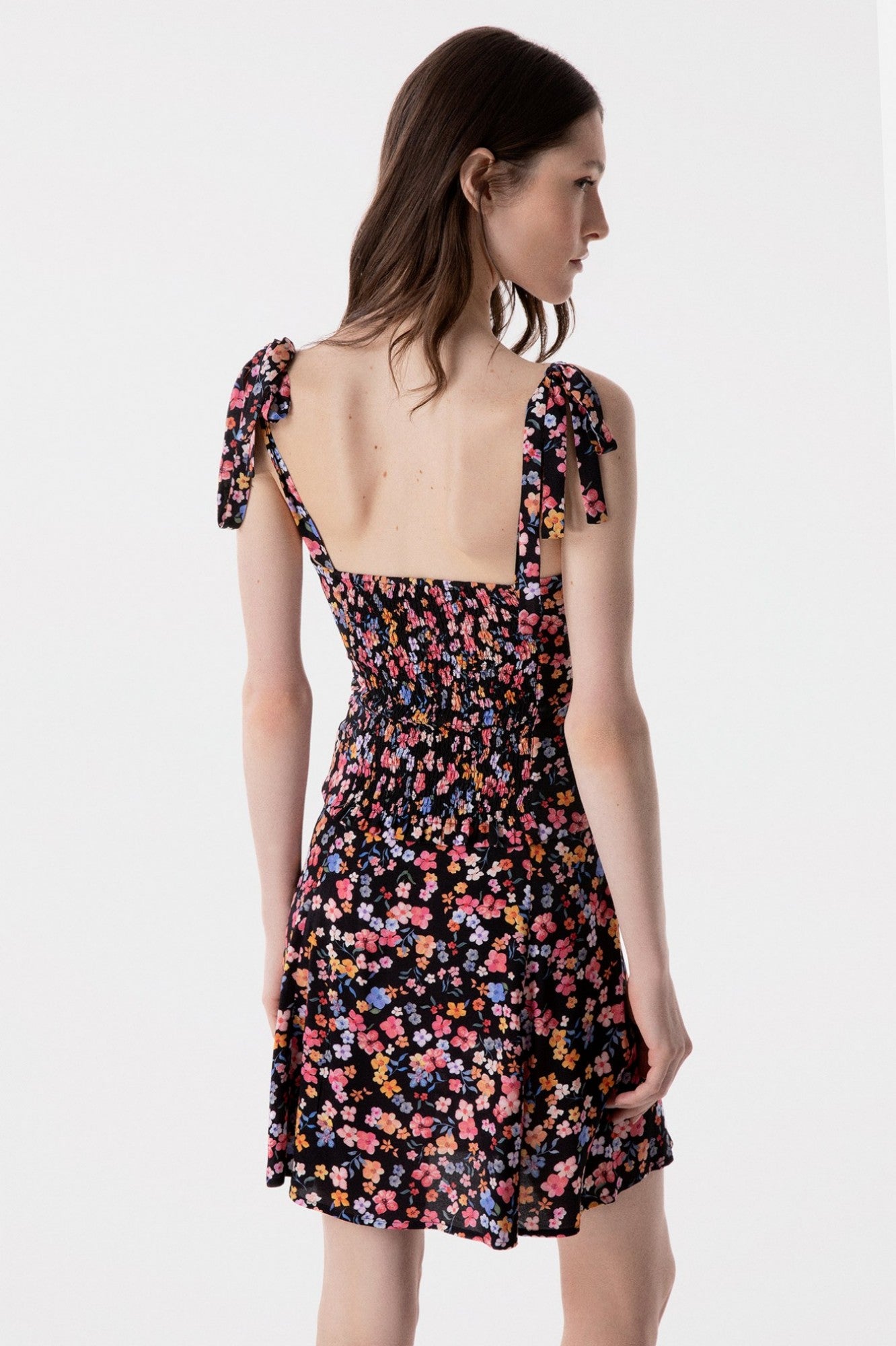 DEASY/MMABW01552-BOUQUETNERO - TOP - MAR DE MARGARITAS