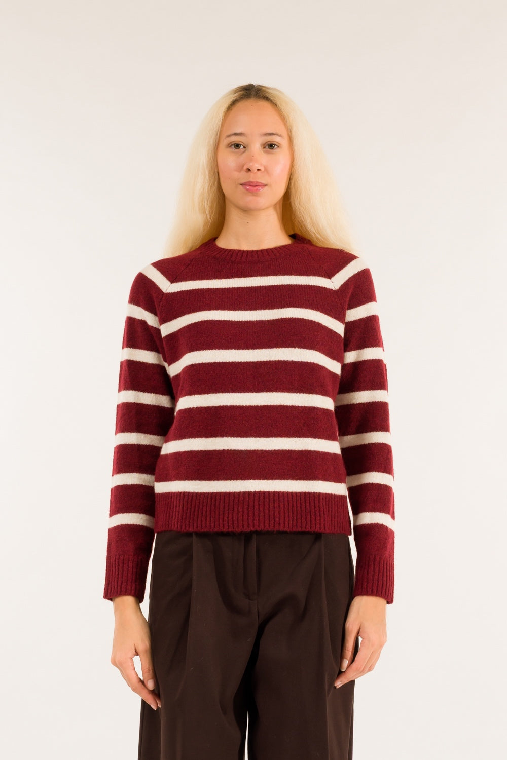 3M0355-VINO/PANNA - MAGLIA - KONTATTO
