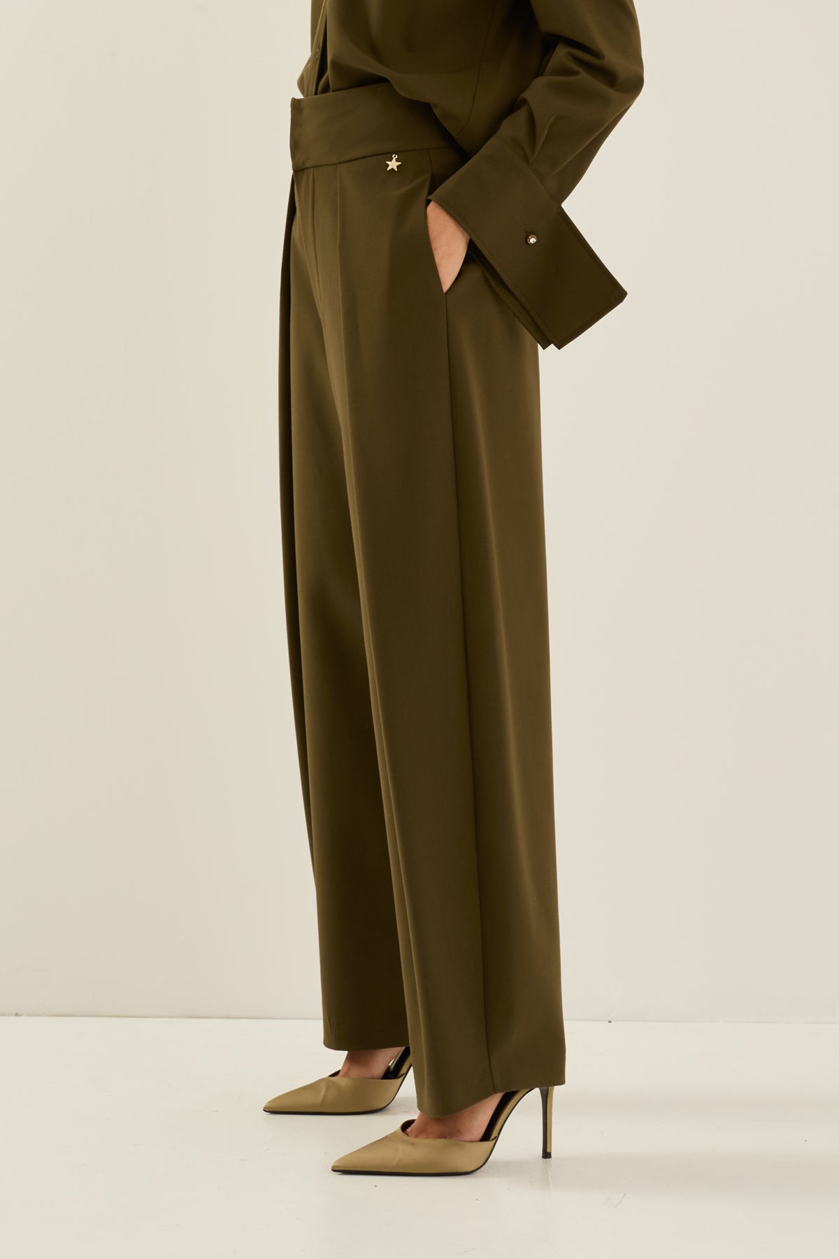 PANTALONE M40F0128 VERDE